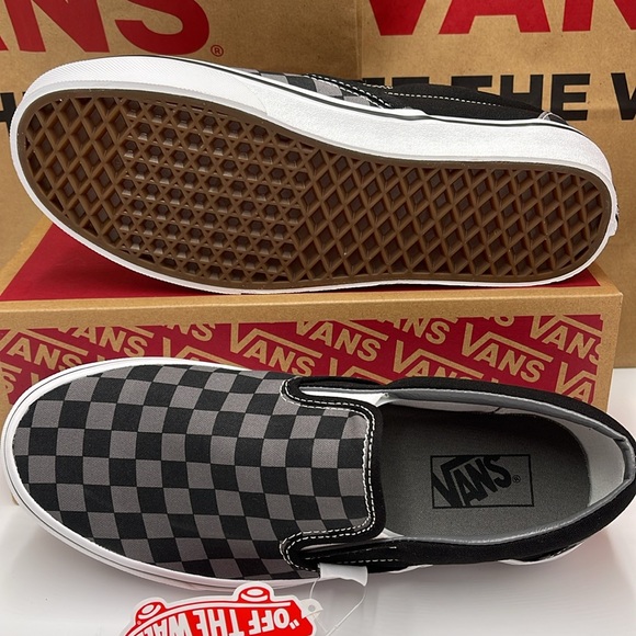 Vans Men’s Classic Slip-On Black/Pewter Checkerboard 
VN000EYEBPJ
Sneakers - Picture 3 of 16